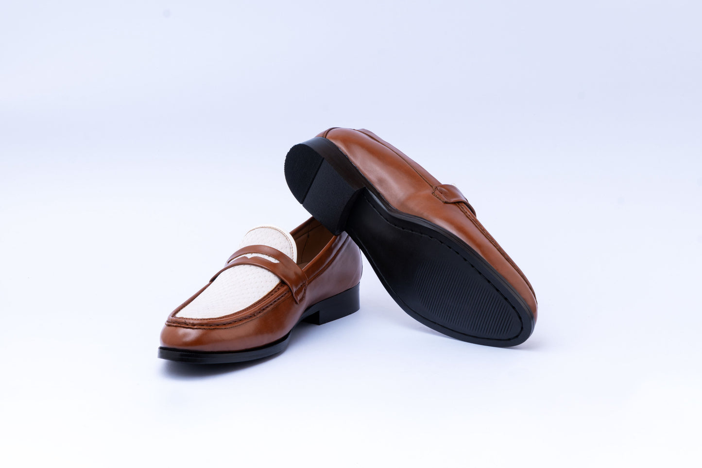 Penny loafers with mesh detail- Tan