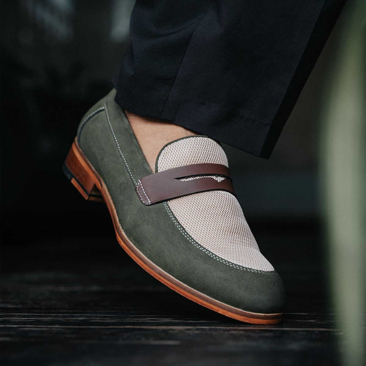 Vans Slip On Suede Shoes 2561MKTTS Mens Buttseam Penny Loafer Leather Vibram Stick On Sole Vans Slip On Suede Shoes 2561MKTTS Mens Buttseam Penny Loafer Leather Vibram Stick On Sole