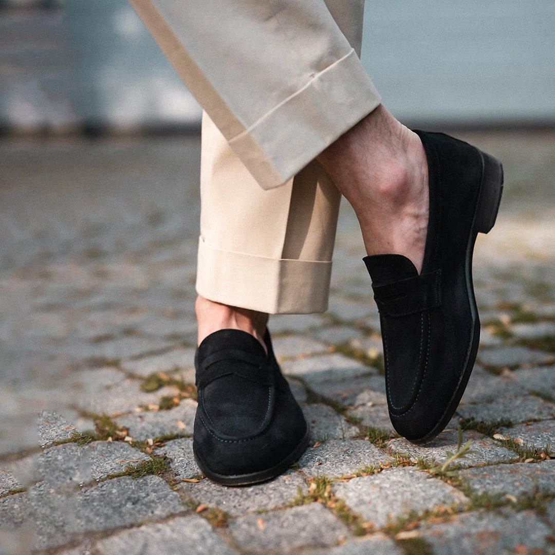 Suede loafers Black1