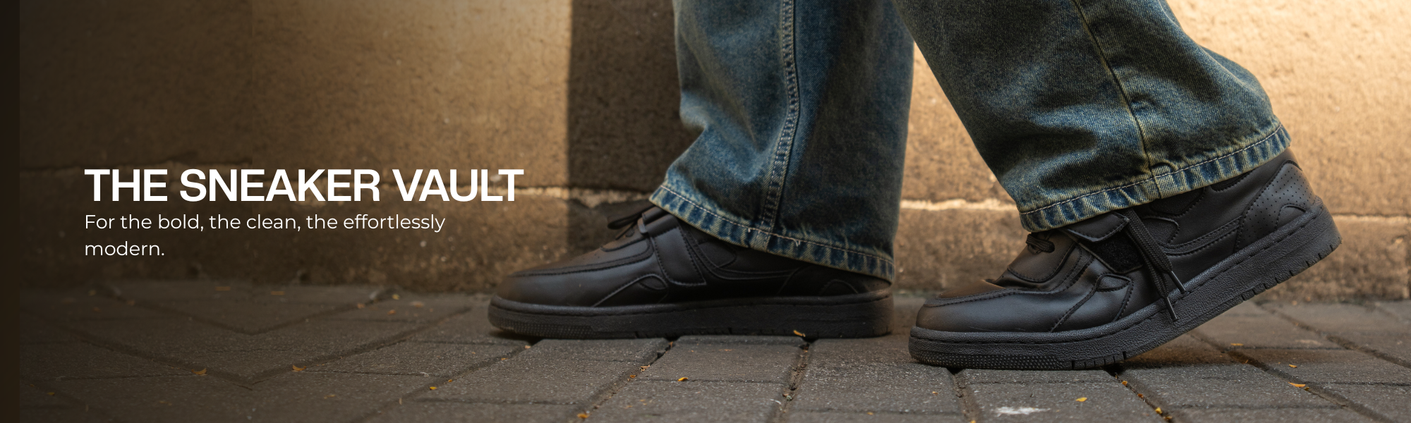 Sneakers Banner Desktop