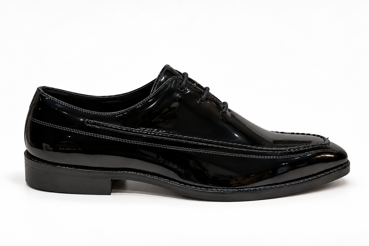 PATENT DERBY LACE-UP- BLACK