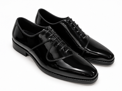 BLACK PATENT DERBY LACE-UPS