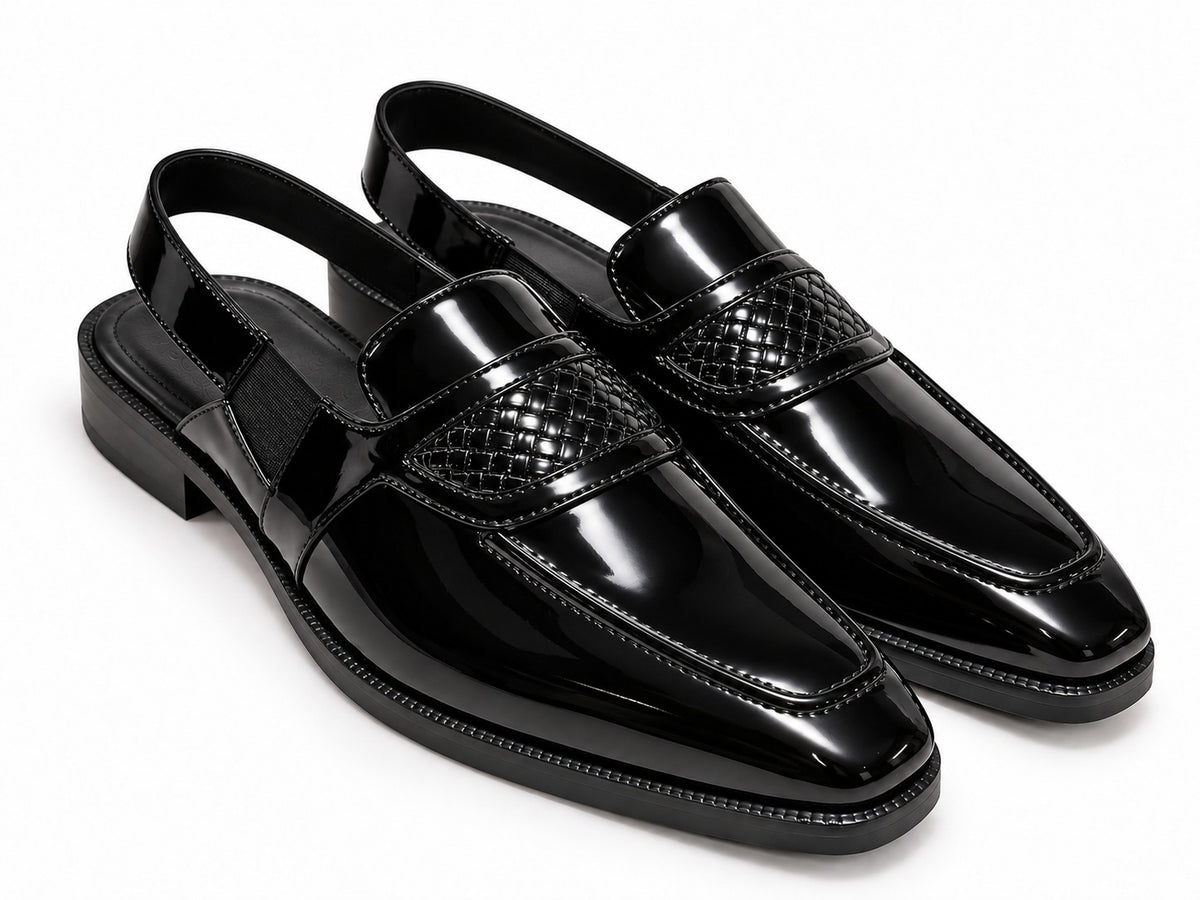 BLACK SANDALS WITH HAND WOVEN DETAIL