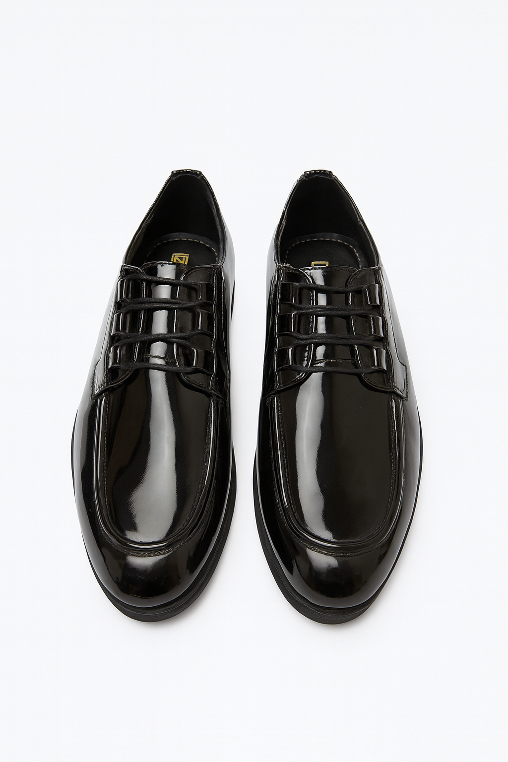 CHUNKY PATENT LACE-UP-BLACK