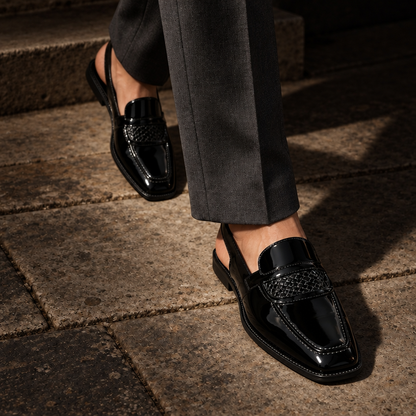 BLACK SANDALS WITH HAND WOVEN DETAIL