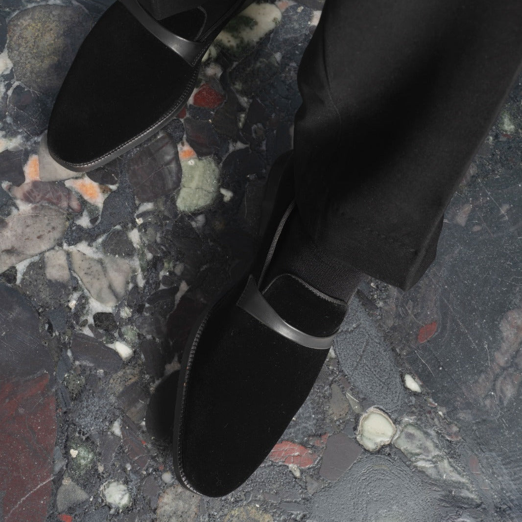 MIDNIGHT VELVET LOAFER- BLACK