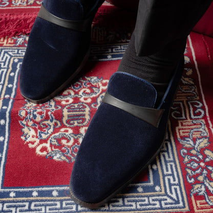 MIDNIGHT VELVET LOAFER- NAVY