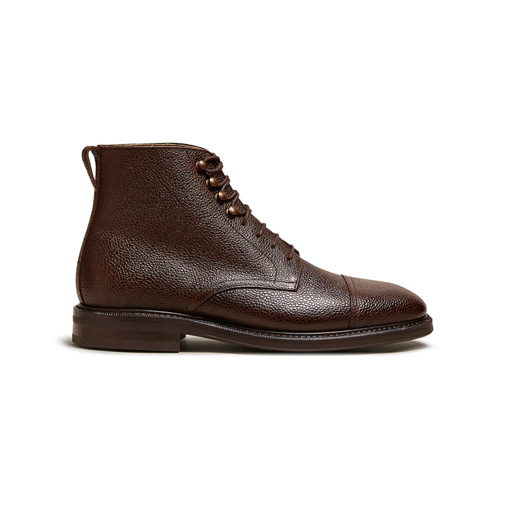 Lace boots with toe cap brown