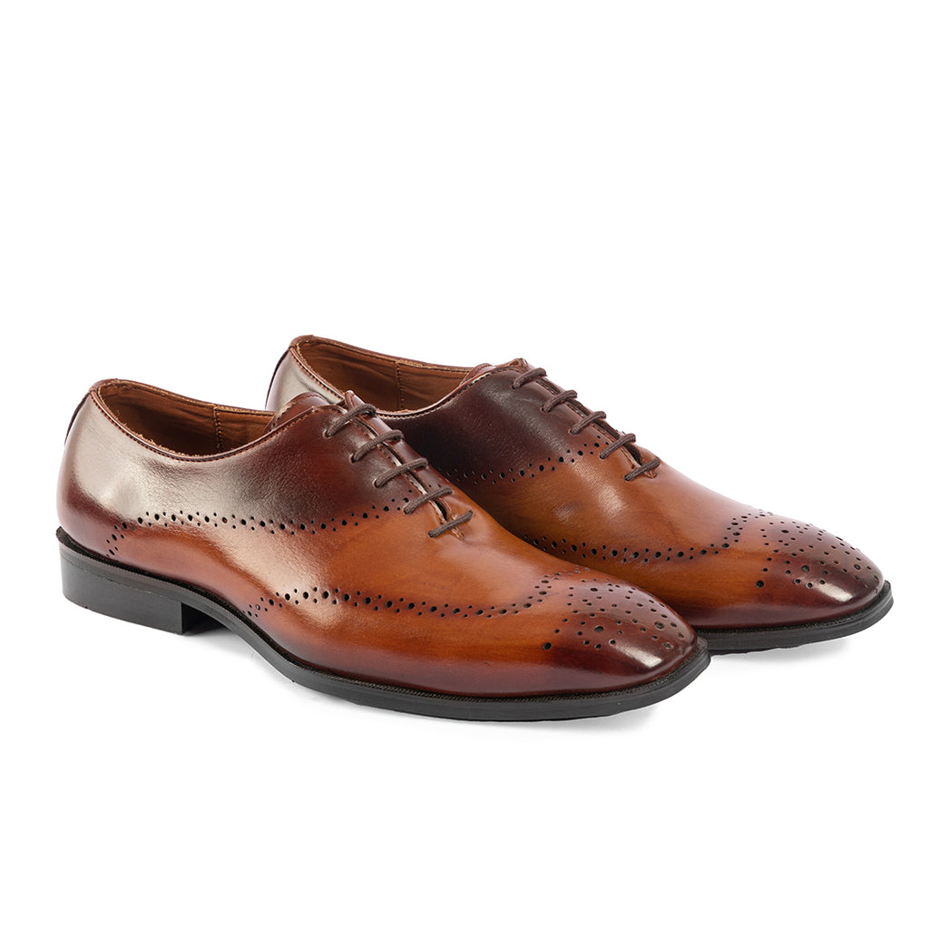 WHOLECUT OXFORD WITH BROGUE DETAIL