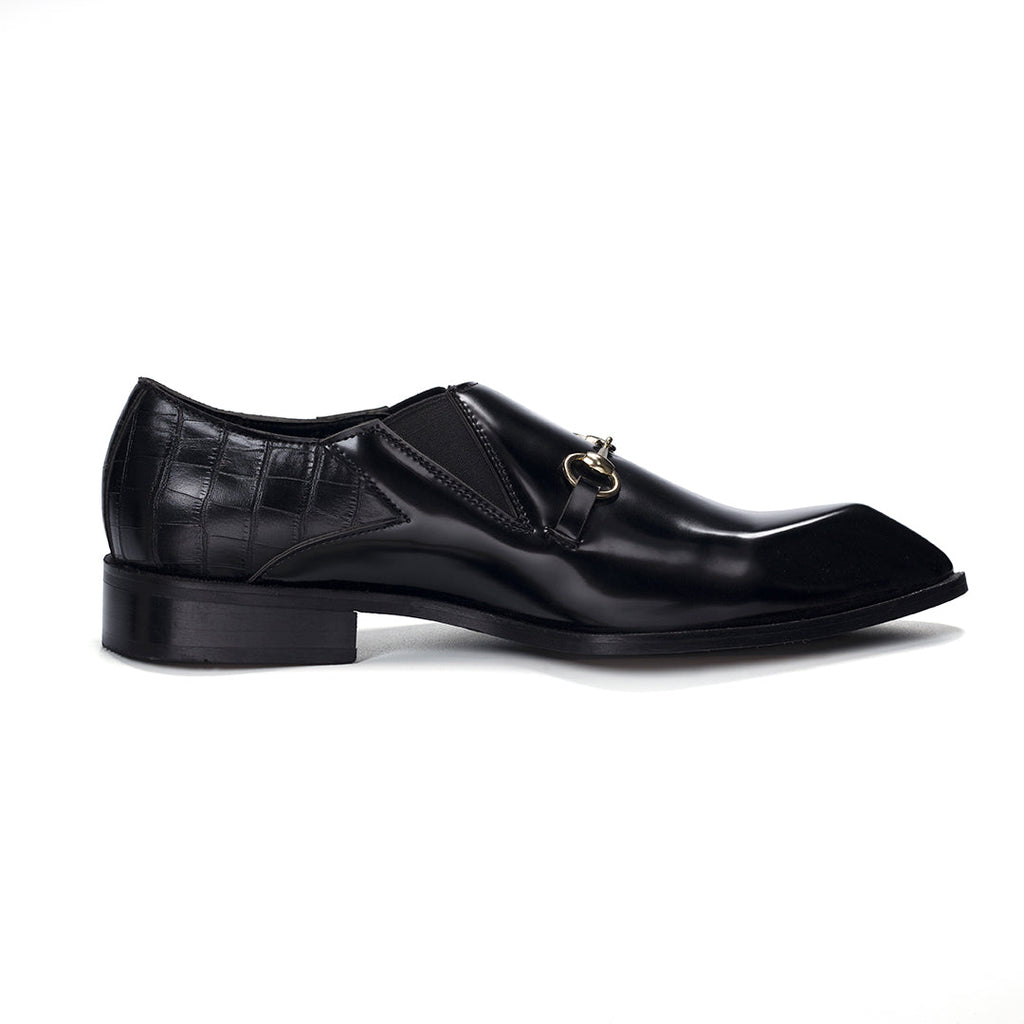 POINTED SLIP ON WITH BUCKLE- BLACK