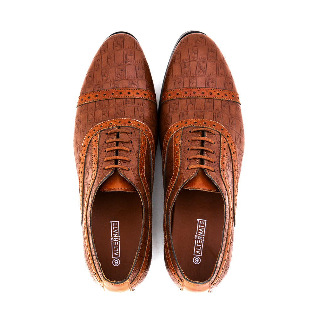 OXFORD SHOES WITH BROGUE DETAIL - HEIGHT ELEVATION