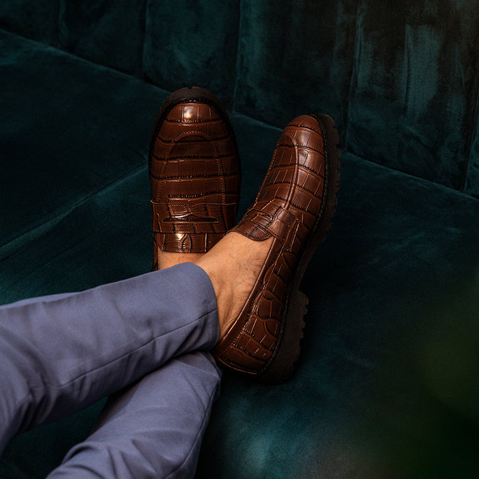 CROCO LOAFERS-BROWN